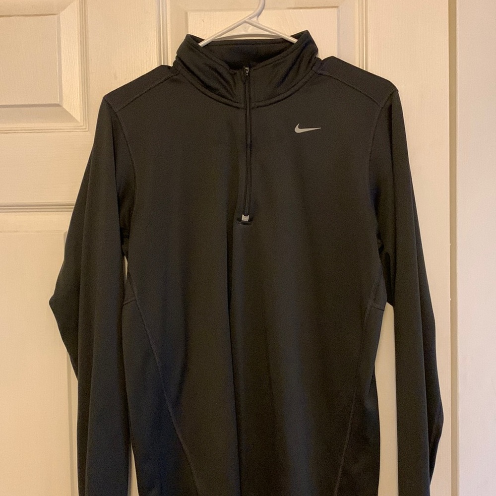 ⭐️Like new dark charcoal grey Nike quarter zip